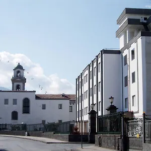 3* Hotel La Casa Del Pellegrino