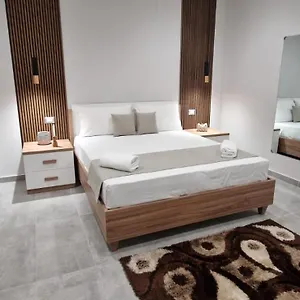  Hotel Movida